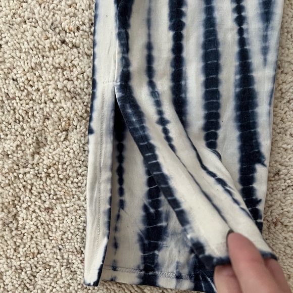 Chaser Size small long legging tie dye pant - Picture 4 of 4